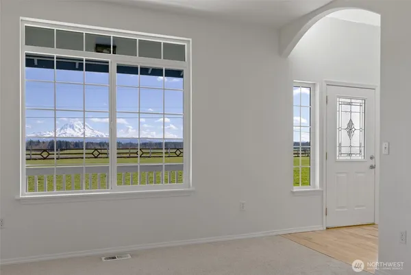 $999,950 | 31502 40th Avenue South, Roy, WA 98580