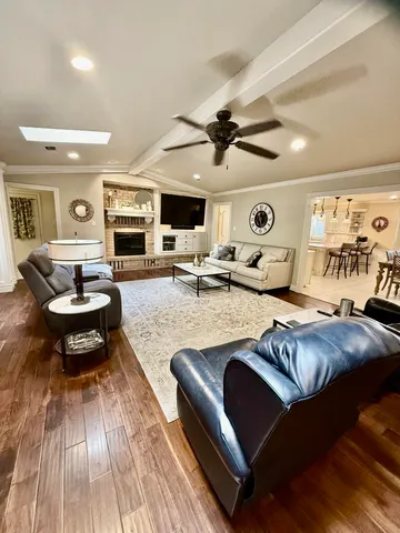 $374,900 | 9204 Lynnhaven Avenue, Lubbock, TX 79423