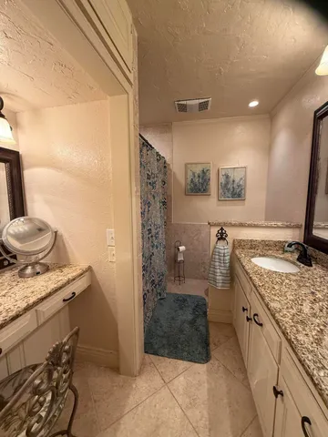 $374,900 | 9204 Lynnhaven Avenue, Lubbock, TX 79423