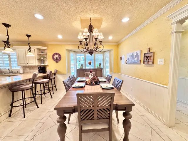 $374,900 | 9204 Lynnhaven Avenue, Lubbock, TX 79423