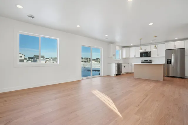 $345,000 | 2420 38th Avenue South, Moorhead, MN 56560