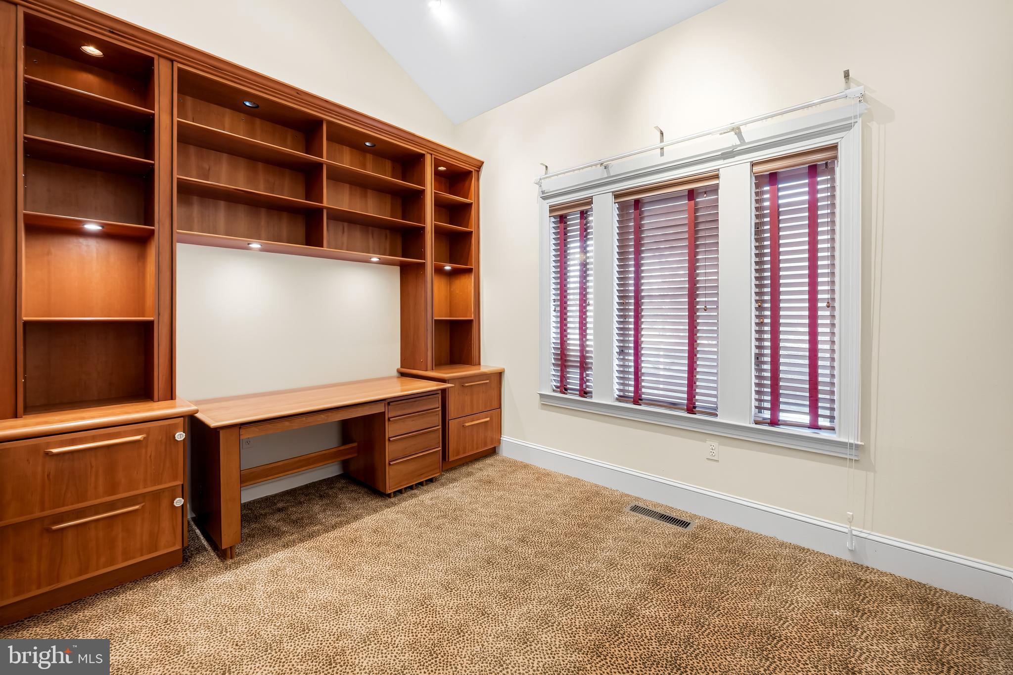 5700 Coley Court Baltimore, MD 21210 - Photo 17 of 53 an empty room with windows