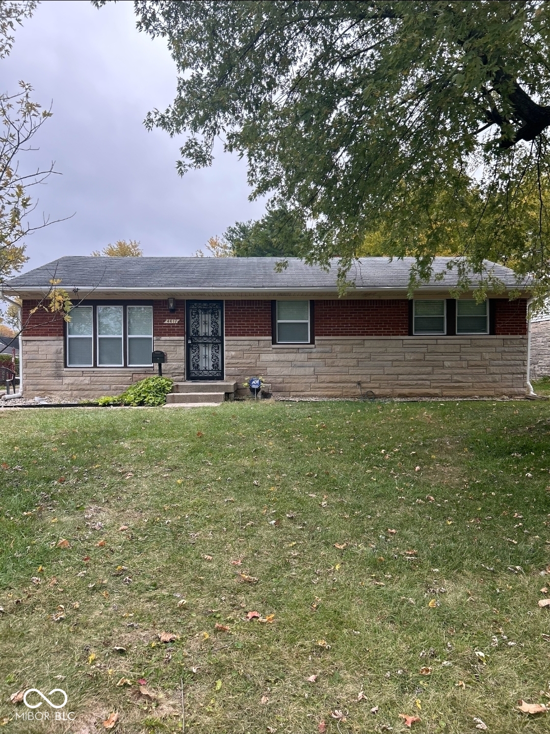 4617 North Kenmore Road Indianapolis, IN 46226 - Photo 1 of 33