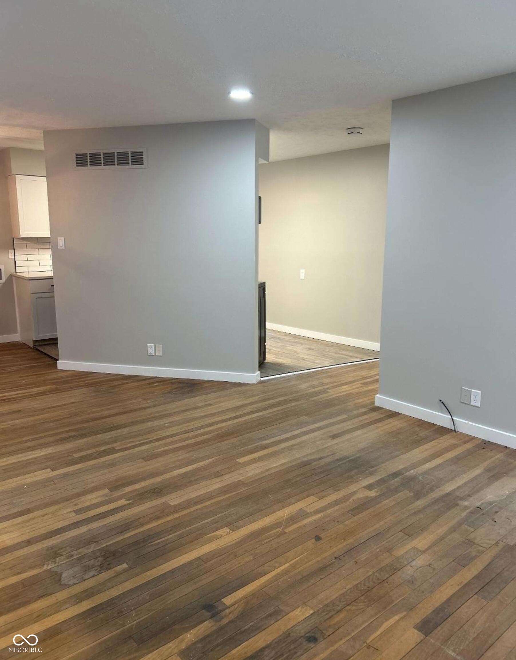 4617 North Kenmore Road Indianapolis, IN 46226 - Photo 12 of 33