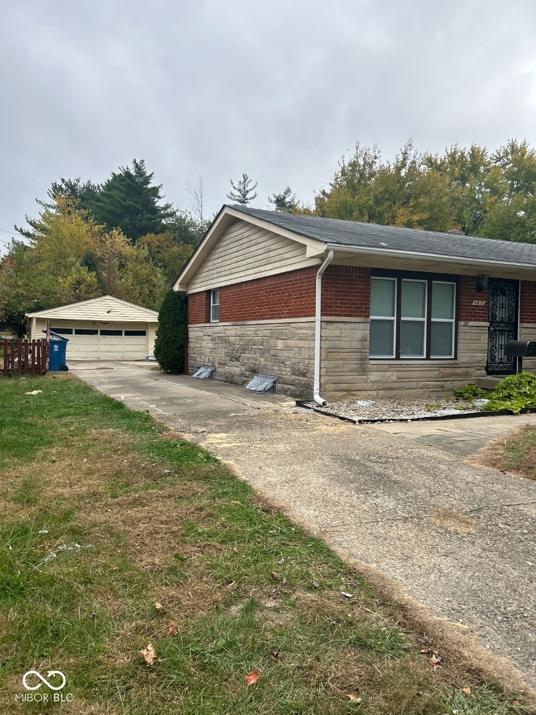 4617 North Kenmore Road Indianapolis, IN 46226 - Photo 25 of 33