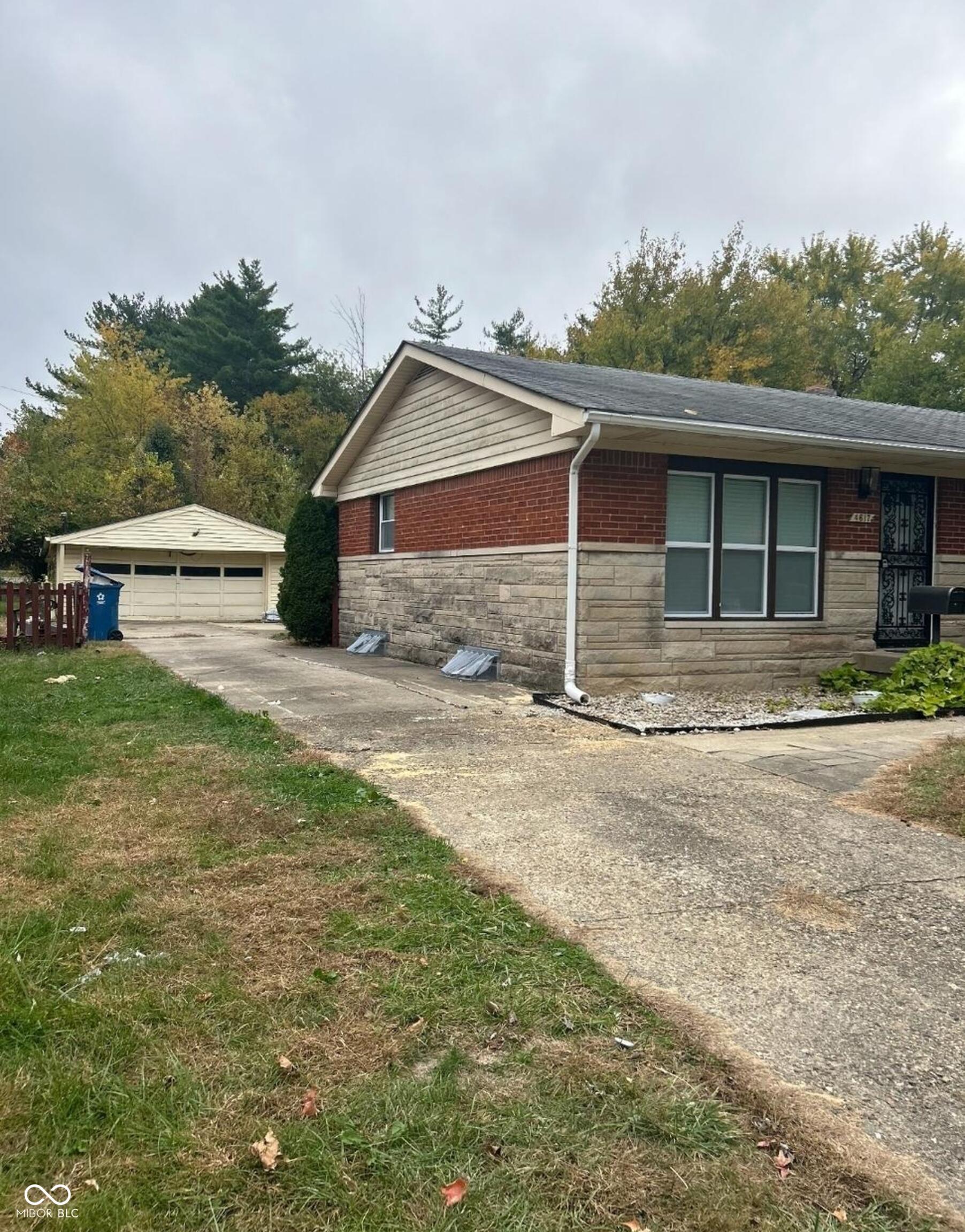 4617 North Kenmore Road Indianapolis, IN 46226 - Photo 31 of 33