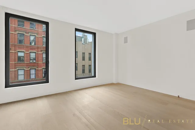 $945,000 | 45 East 7th Street, Unit 3A | East Village