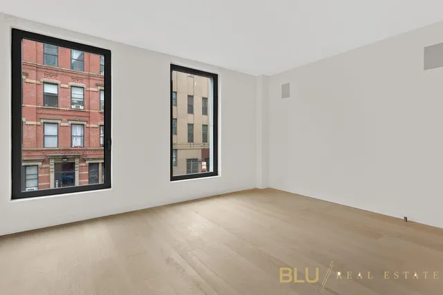 $945,000 | 45 East 7th Street, Unit 3A | East Village