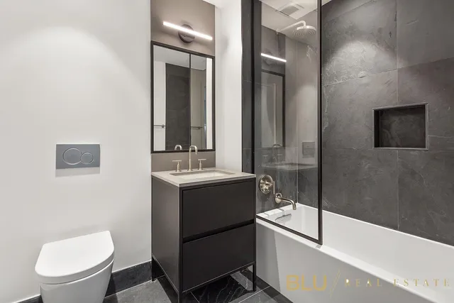 $945,000 | 45 East 7th Street, Unit 3A | East Village