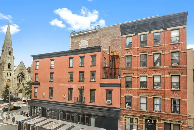 $945,000 | 45 East 7th Street, Unit 3A | East Village