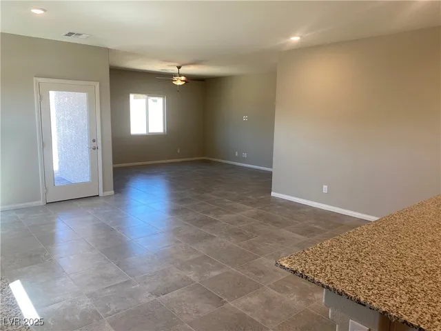 $2,600 | 7911 Pearly Court, North Las Vegas, NV 89084