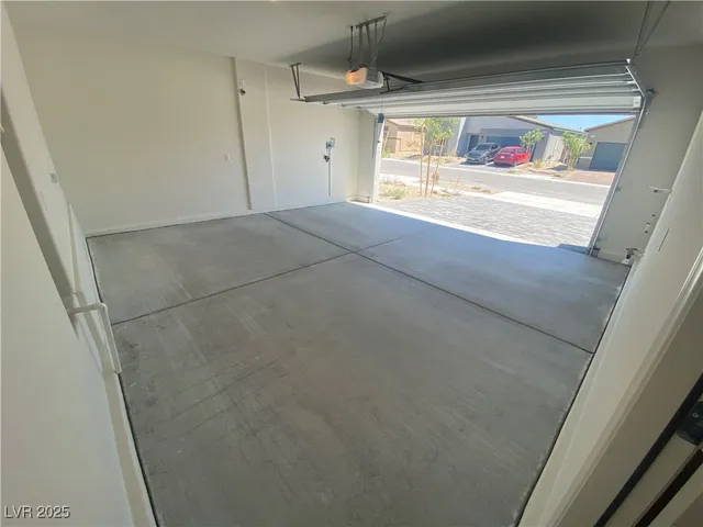 $2,600 | 7911 Pearly Court, North Las Vegas, NV 89084