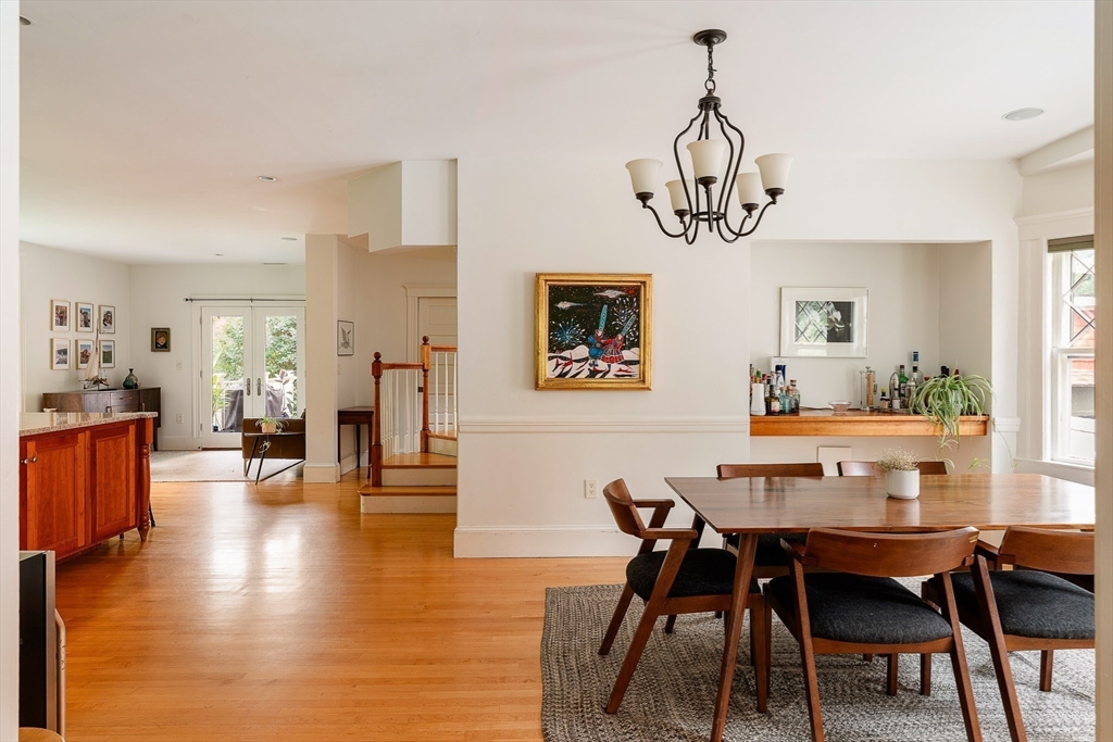 25 Bradford Road Newton, MA 02461 - Photo 4 of 22 Gallery Image 4