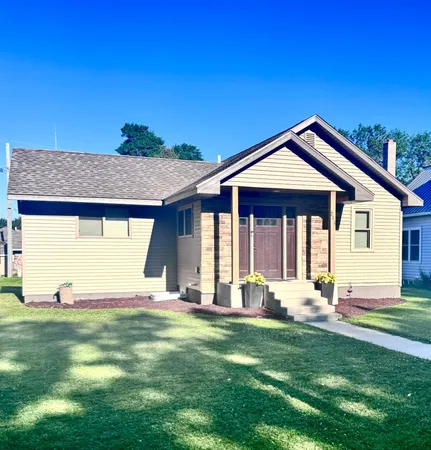 $179,000 | 211 Western Avenue North, Brooten, MN 56316