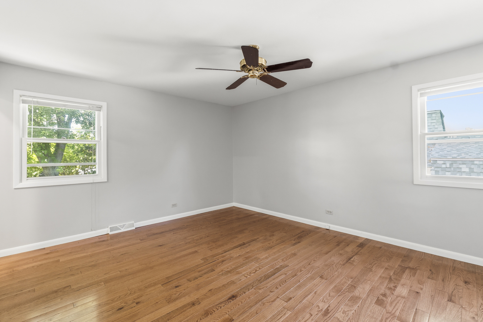 933 West Gilbert Road Palatine, IL 60067 - Photo 18 of 34