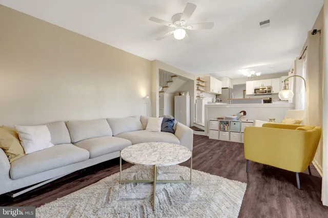 $700,000 | 2155 Veenendaal Court, Herndon, VA 20170