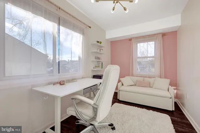 $700,000 | 2155 Veenendaal Court, Herndon, VA 20170