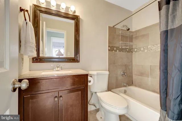 $700,000 | 2155 Veenendaal Court, Herndon, VA 20170