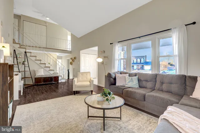 $700,000 | 2155 Veenendaal Court, Herndon, VA 20170