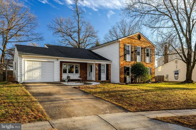 $700,000 | 2155 Veenendaal Court, Herndon, VA 20170