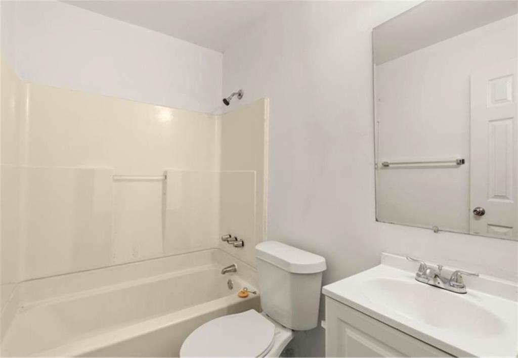 1627 Line Circle Decatur, GA 30032 - Photo 22 of 25