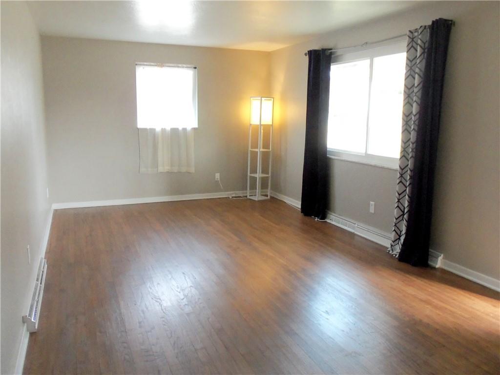 114 Roth Street Houston, PA 15342 - Photo 5 of 25 Gallery Image 5