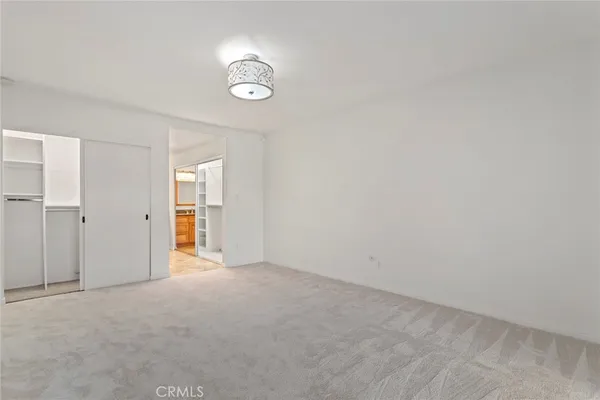 $537,500 | 19335 Oak Crossing Road, Newhall, CA 91321