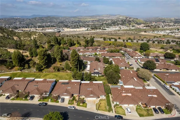 $537,500 | 19335 Oak Crossing Road, Newhall, CA 91321