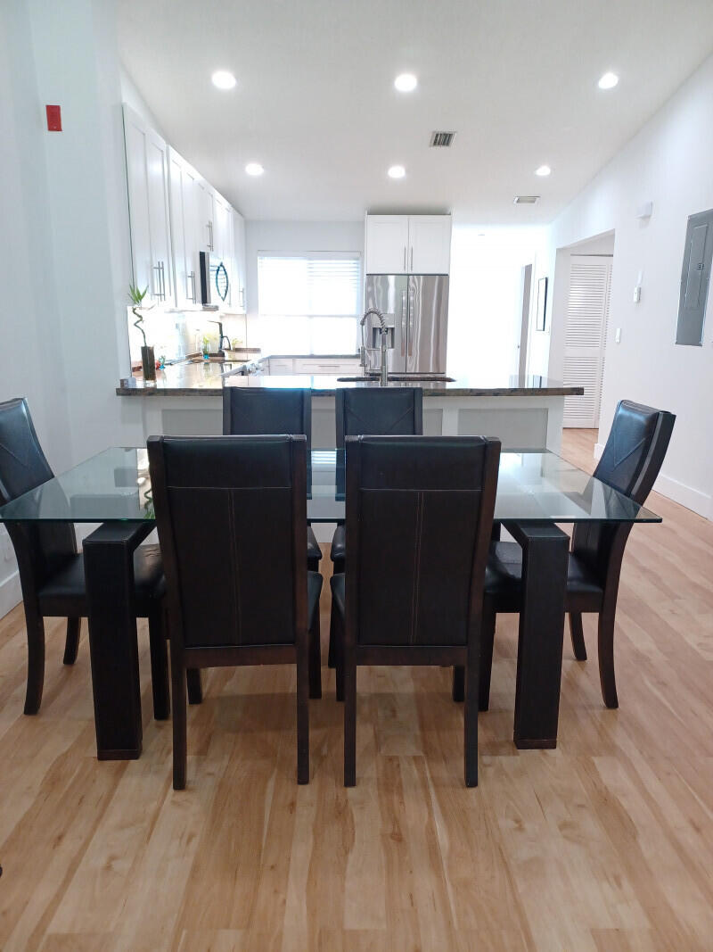 360 Northwest 67th Street, Unit E203 Boca Raton, FL 33487 - Photo 7 of 13 006DiningRoom1jpg