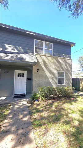 $1,800 | 208 Hunt Street, Unit A, Belle Chasse, LA 70037