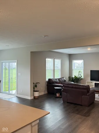 $2,800 | 17132 Seaboard Place, Noblesville, IN 46062