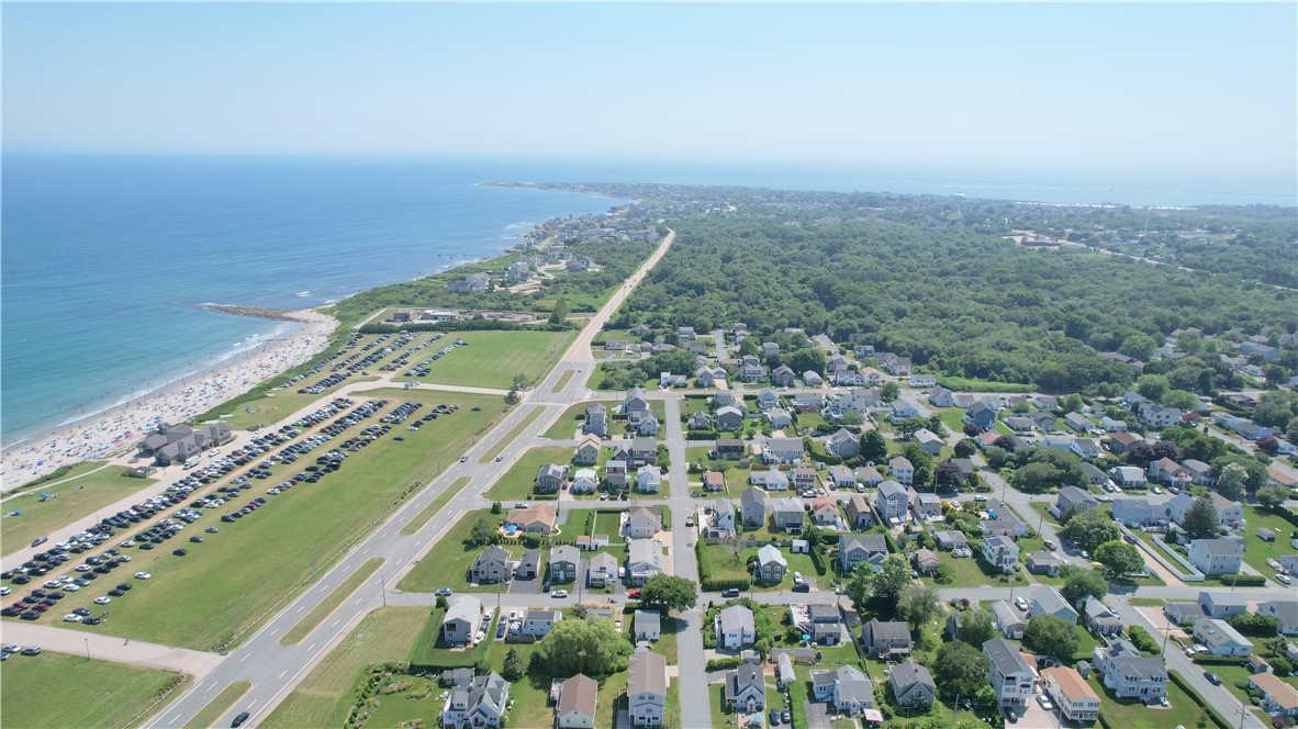 1 Elizabeth Road Narragansett, RI 02882 - Photo 11 of 38
