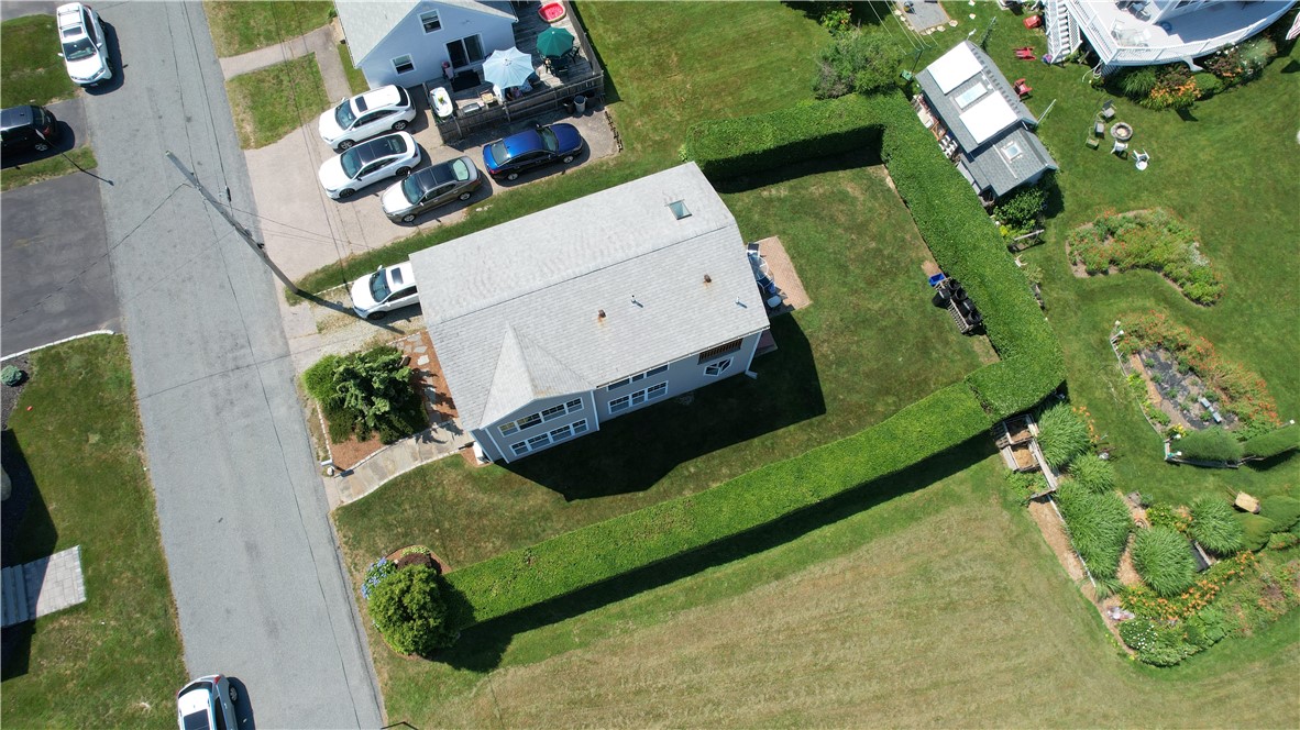 1 Elizabeth Road Narragansett, RI 02882 - Photo 8 of 38