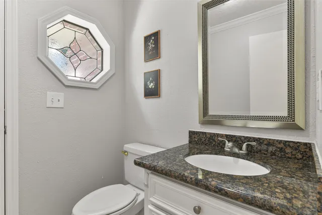 $5,800 | 416 Live Oak Lane, Friendswood, TX 77546