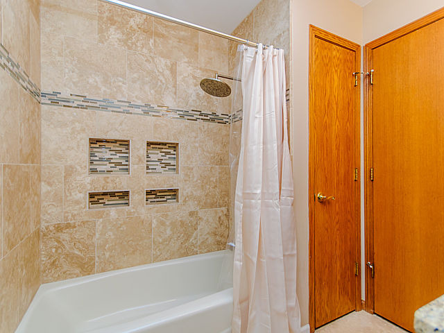 20545 Abbey Drive Frankfort, IL 60423 - Photo 17 of 25