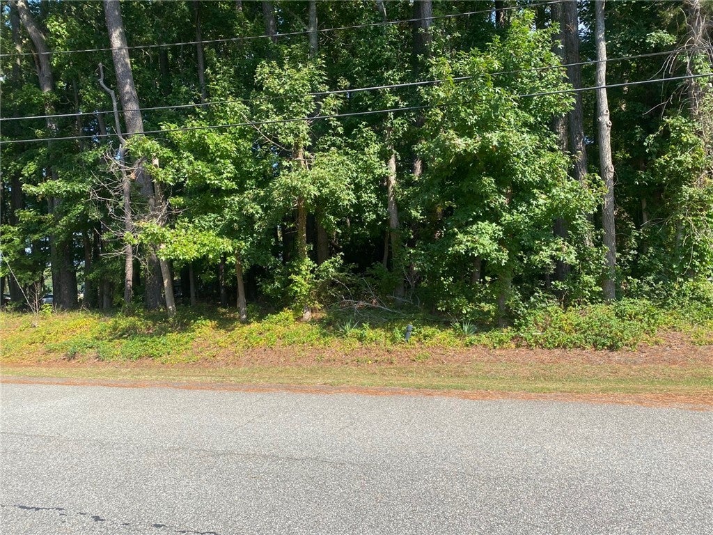 111 Mill Road Yorktown, VA 23693 - Photo 1 of 1 Wooded lot