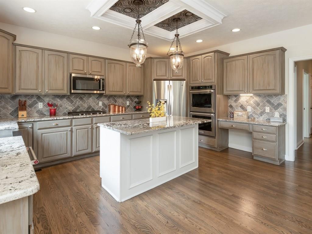 10269 Springstone Road McCordsville, IN 46055 - Photo 5 of 36