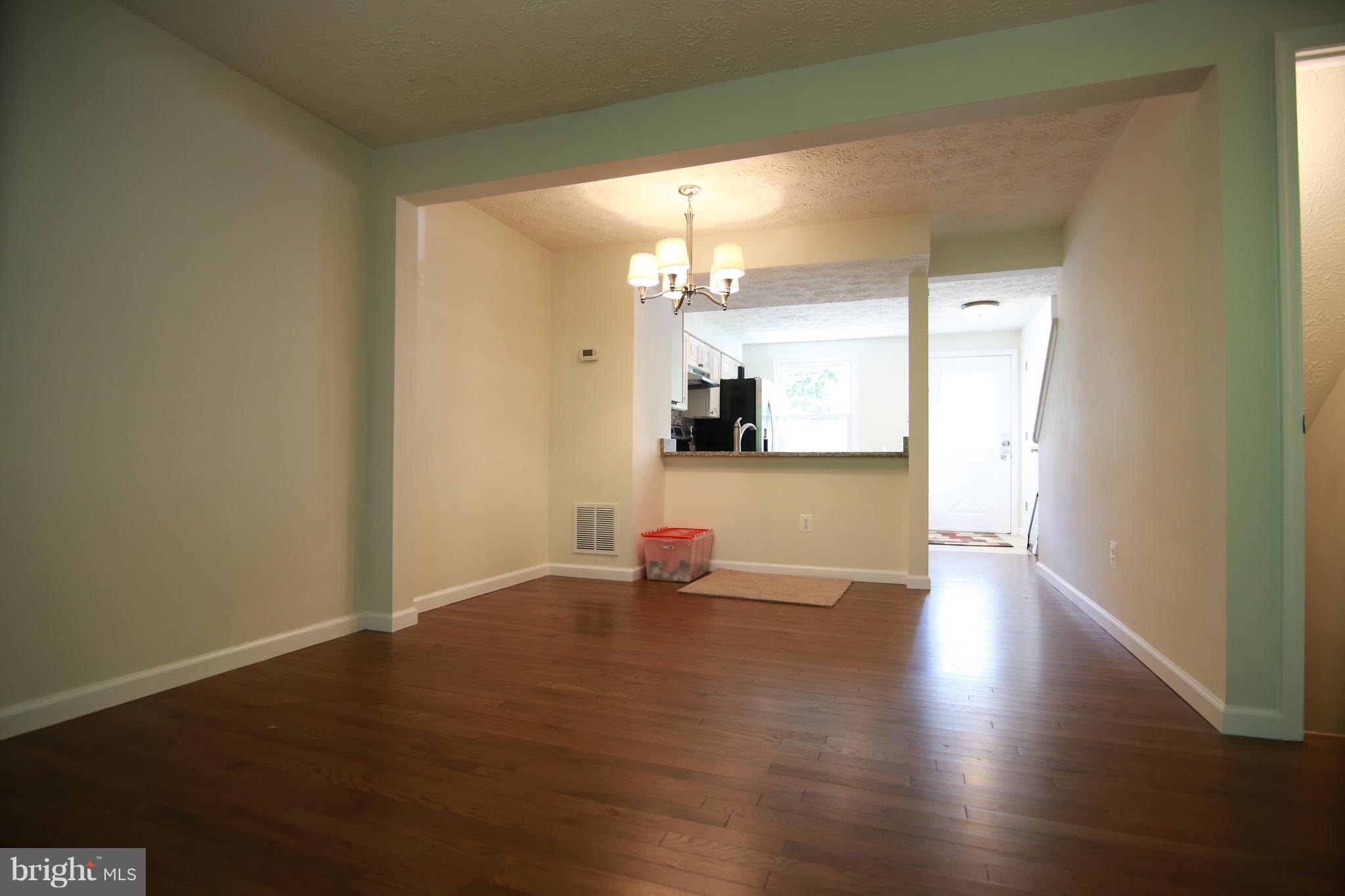 8070 Grandview Court Springfield, VA 22153 - Photo 10 of 24 Dining Room