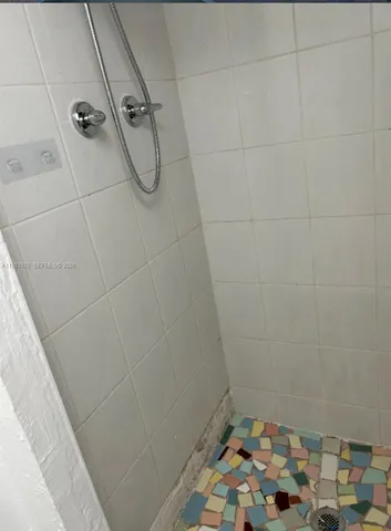 $1,795 | 2430 Southwest 25th Terrace, Unit C, Miami, FL 33133