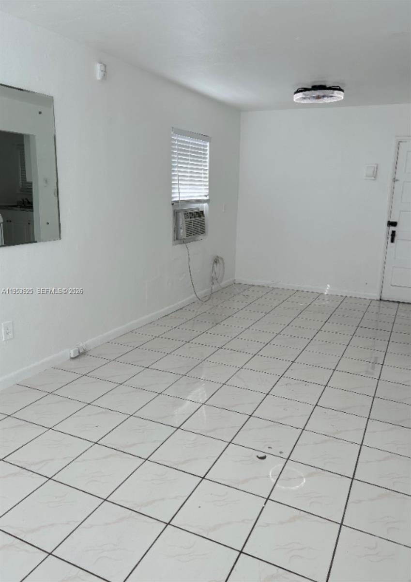 2430 Southwest 25th Terrace, Unit C Miami, FL 33133 - Photo 5 of 7
