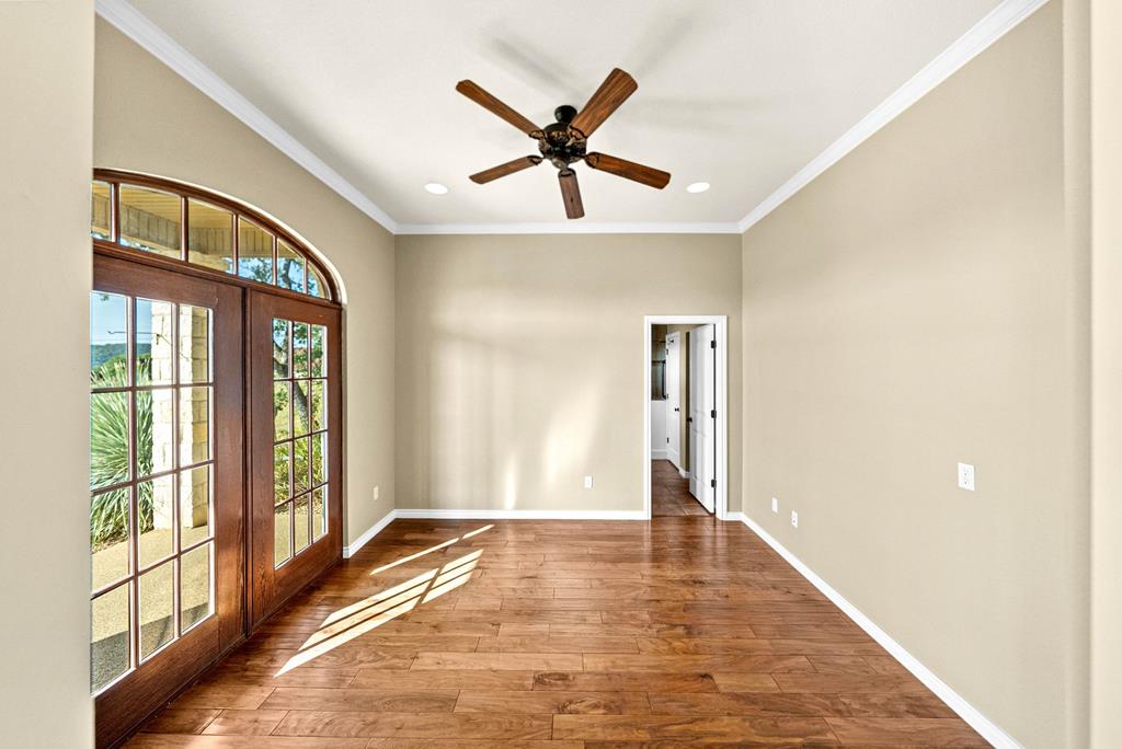 103 Cranbrook Court Ingram, TX 78025 - Photo 26 of 61 a view of an entryway