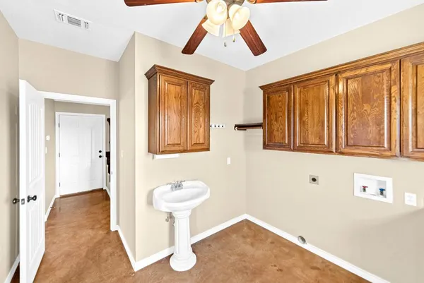 $865,000 | 103 Cranbrook Court, Ingram, TX 78025