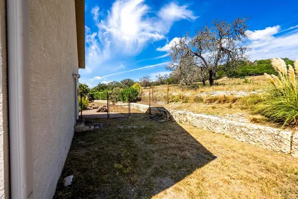 $865,000 | 103 Cranbrook Court, Ingram, TX 78025