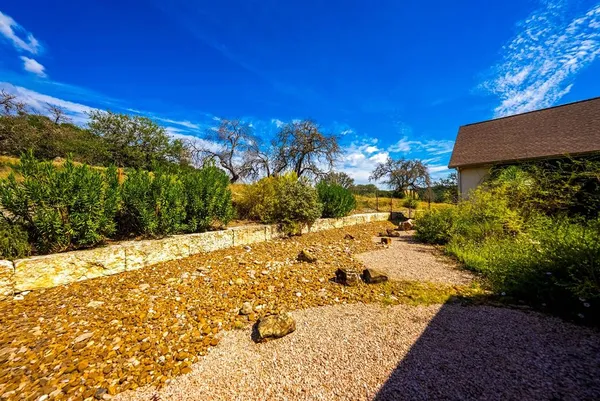 $865,000 | 103 Cranbrook Court, Ingram, TX 78025