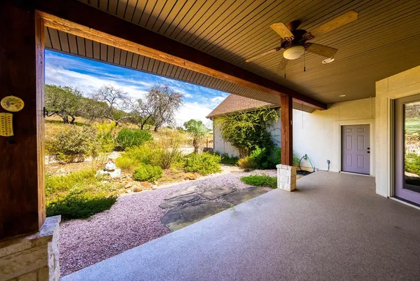 $865,000 | 103 Cranbrook Court, Ingram, TX 78025