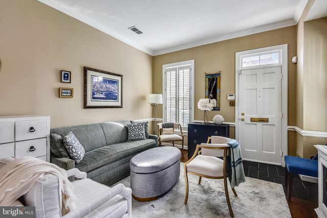 $950,000 | 909 Princess Street, Alexandria, VA 22314