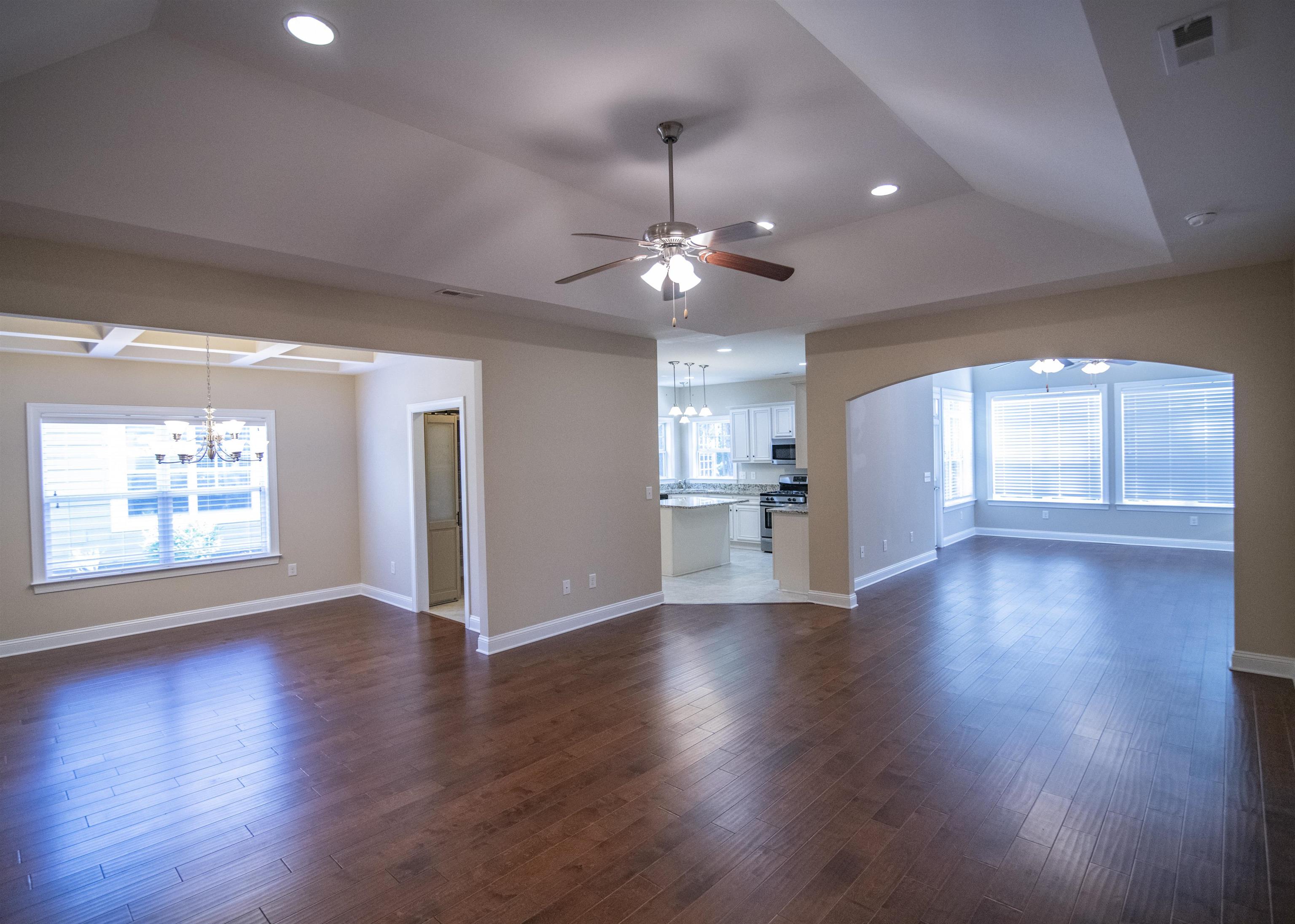 436 Arlington Circle Murrells Inlet, SC 29576 - Photo 4 of 44