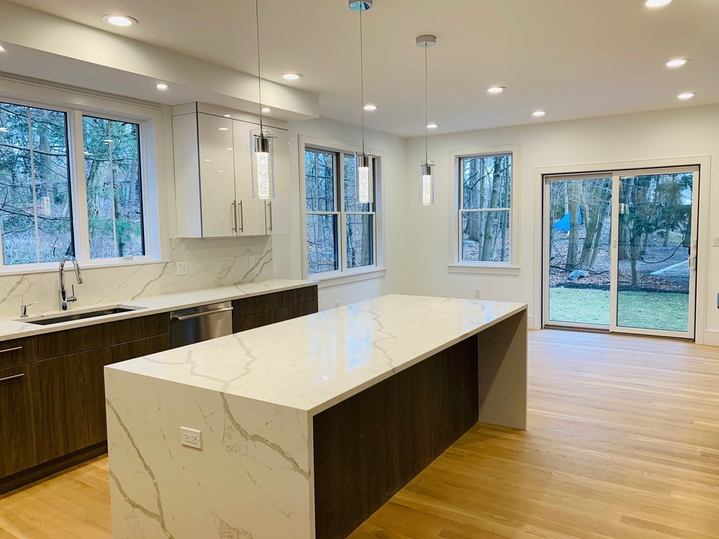 102 Thurston Road, Unit 102 Newton, MA 02464 - Photo 13 of 35