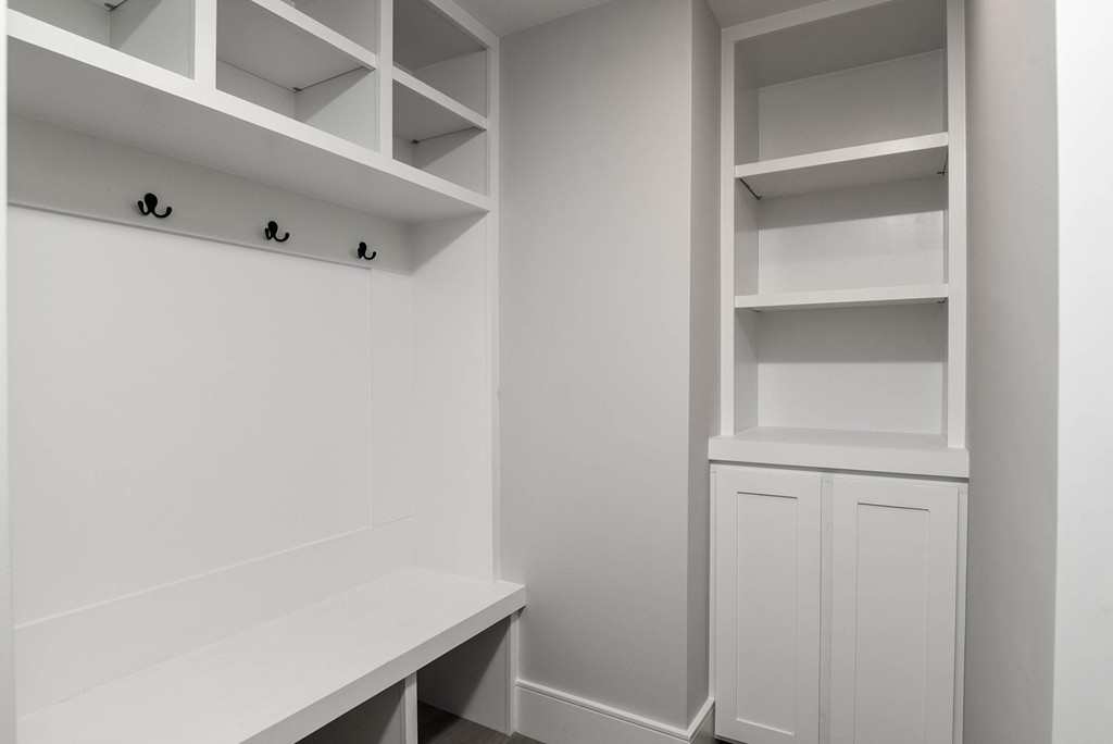 102 Thurston Road, Unit 102 Newton, MA 02464 - Photo 18 of 35