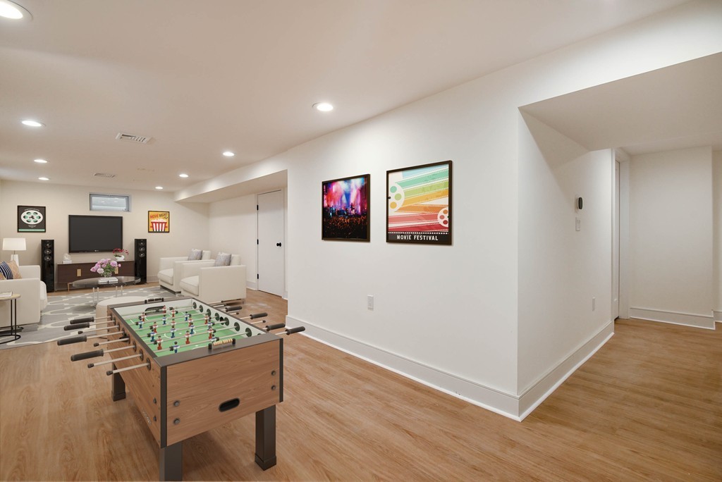 102 Thurston Road, Unit 102 Newton, MA 02464 - Photo 26 of 35